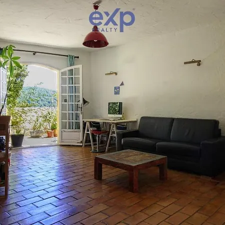 Maison De Famille En Provence Holiday home *